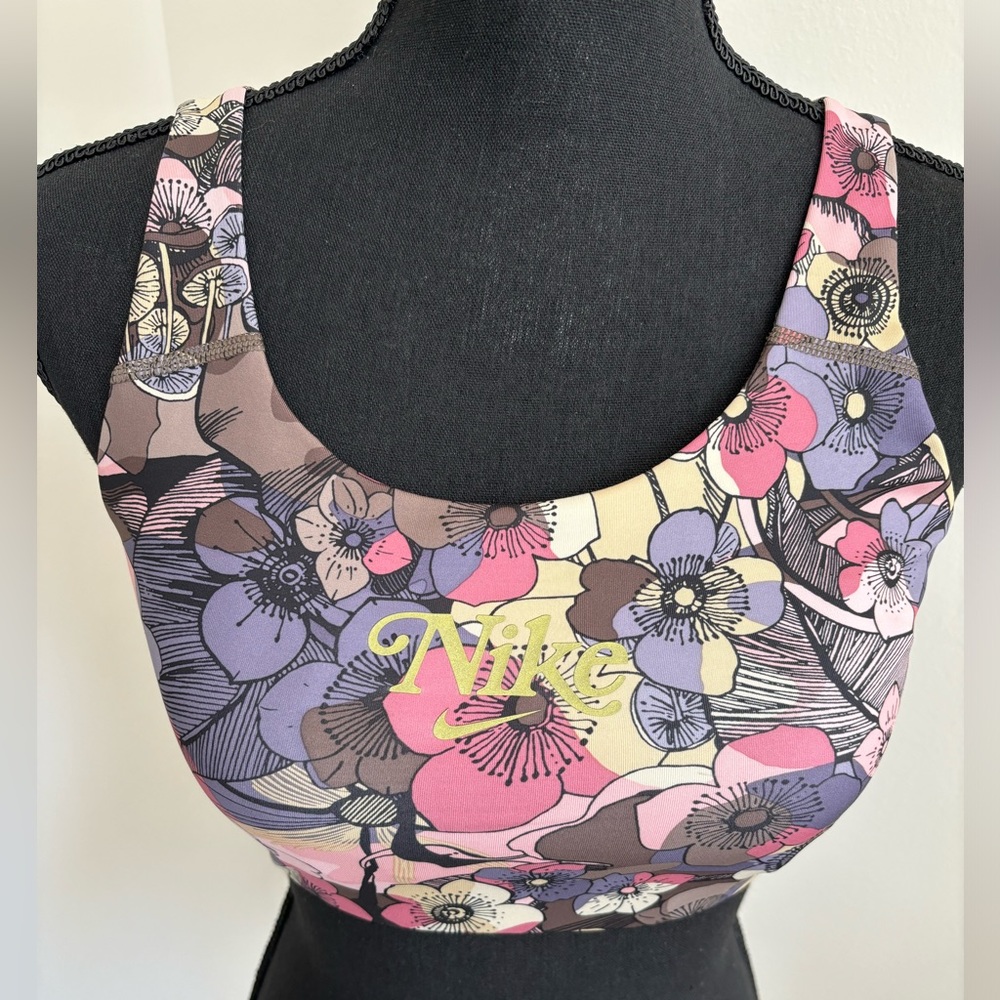 Women’s Nike Sports Bra